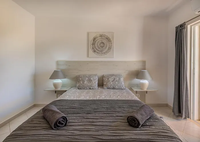 Balaia Golf Vilage 6 With Pool By Homing Daire